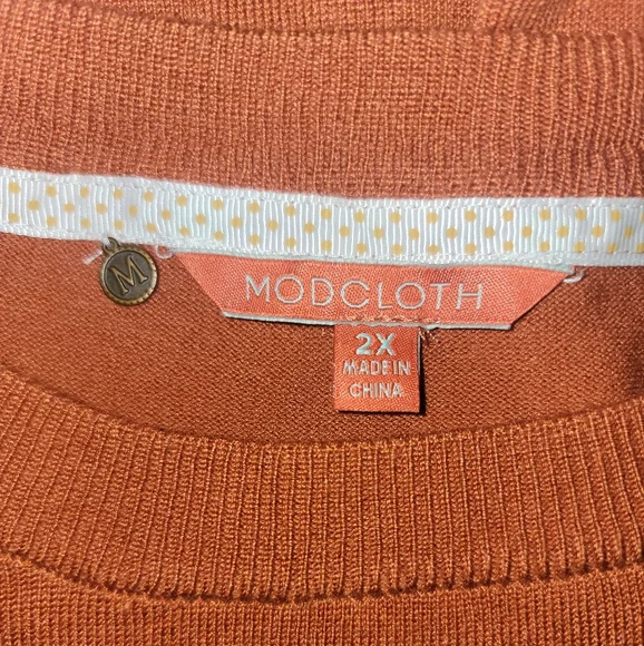 Modcloth Sweater Size 2X Orange/Cream Stripe - Picture 4 of 8